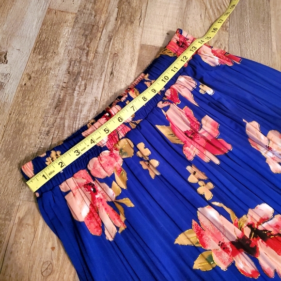 Anna Morgan Midi Skirt - Picture 3 of 4